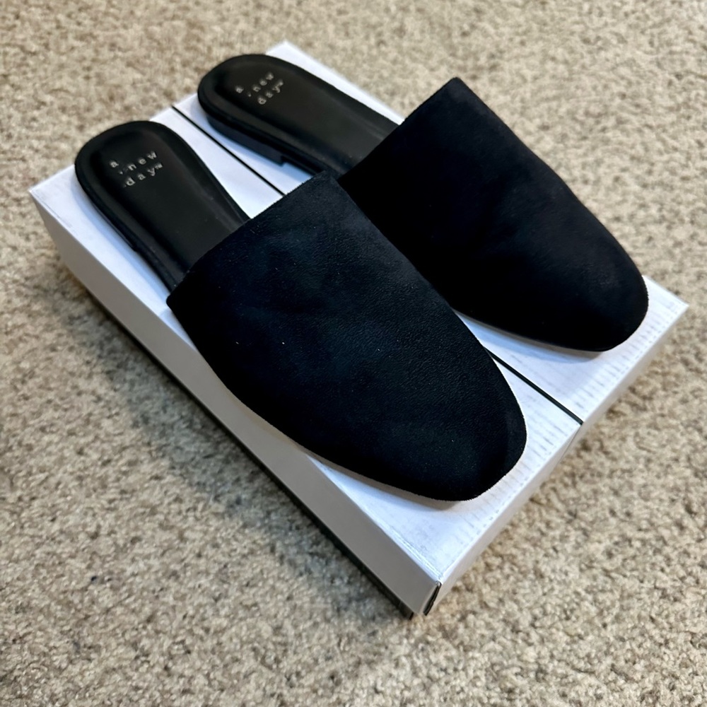 Black Suede Slides from A New Day - Picture 4 of 5